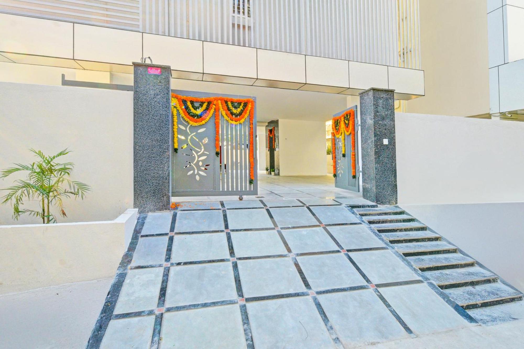 Super Townhouse Oak Suchitra Kompally Road Formerly Sun Moon Hotels Trimulgherry Extérieur photo