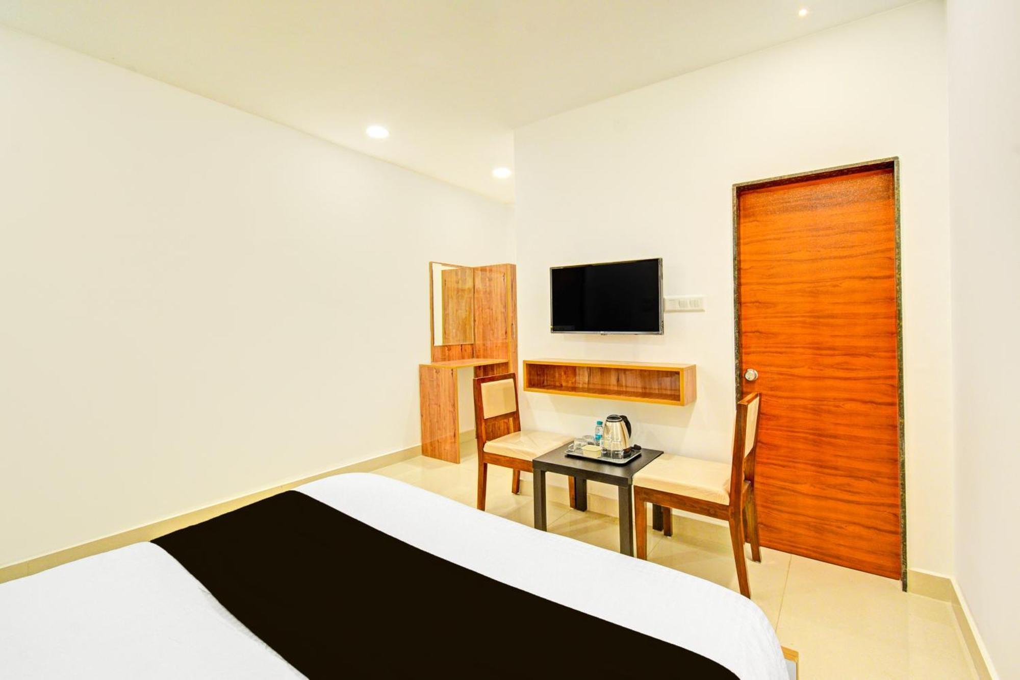 Super Townhouse Oak Suchitra Kompally Road Formerly Sun Moon Hotels Trimulgherry Extérieur photo