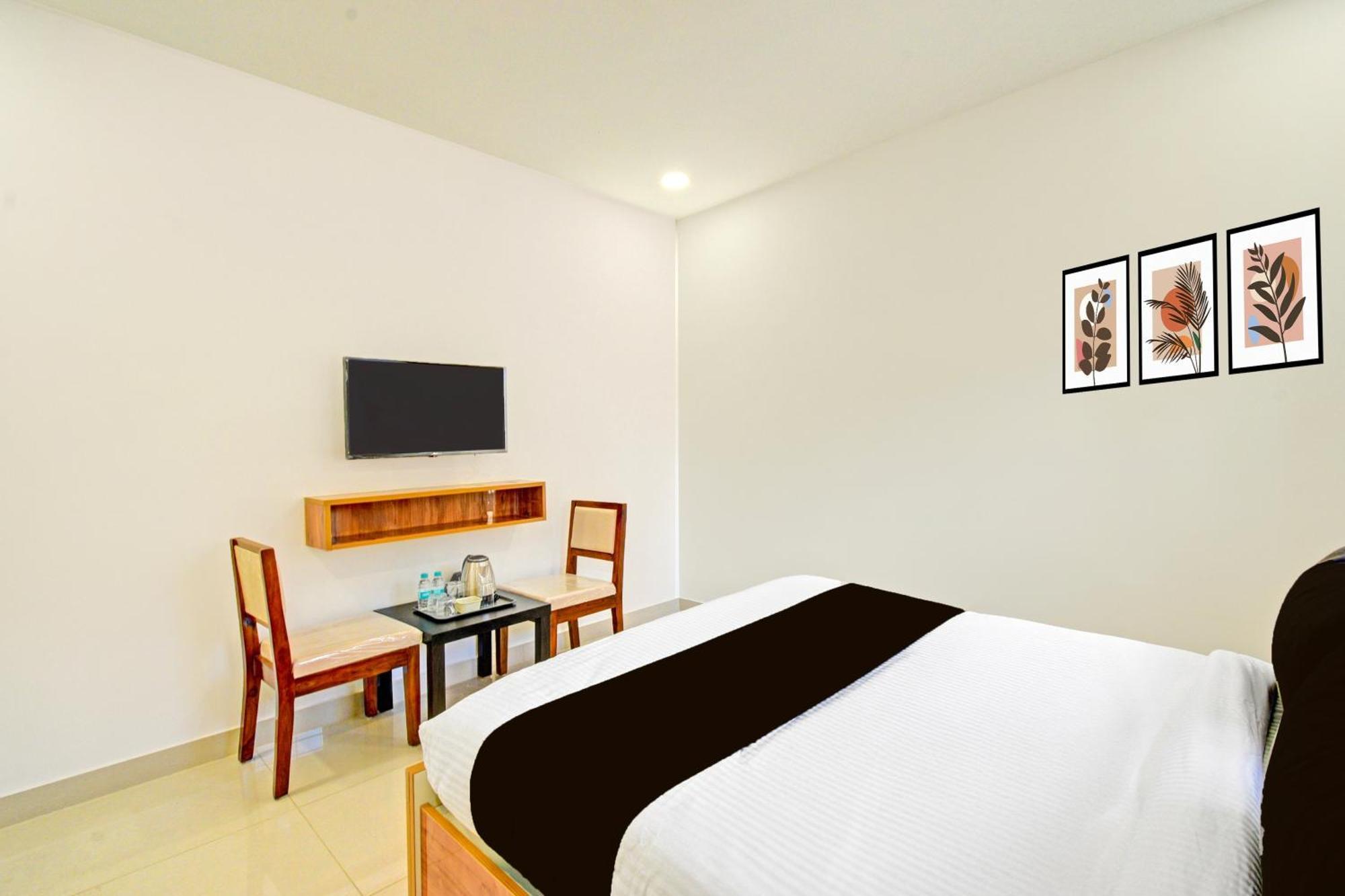 Super Townhouse Oak Suchitra Kompally Road Formerly Sun Moon Hotels Trimulgherry Extérieur photo