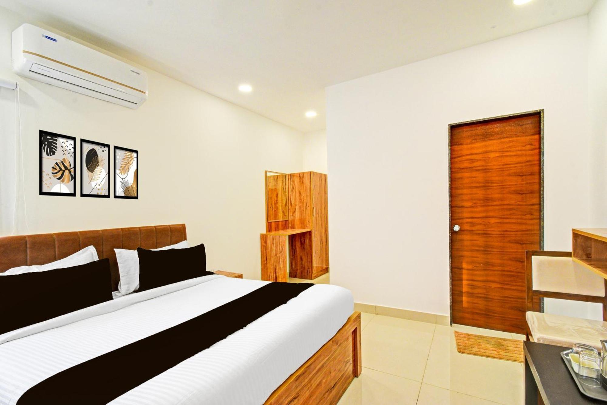 Super Townhouse Oak Suchitra Kompally Road Formerly Sun Moon Hotels Trimulgherry Extérieur photo